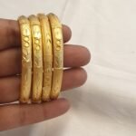 Elegant Traditional Gold Finish Bangle – BNG001